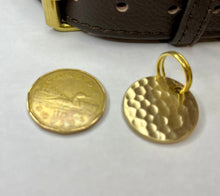 Charger l'image dans la galerie, Custom Hammered Brass Dog ID Tag - 25mm X 25mm Round - Laser Engraved